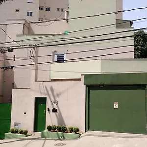 Alojamento de Acomodação e Pequeno-almoço Lumo Domo Praça Da árvore, São Paulo